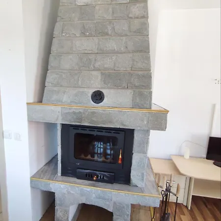 Pirin Heights 200m From Road Apartament Bansko