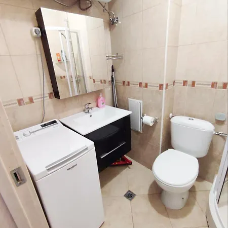 Pirin Heights 200m From Road Apartament Bansko