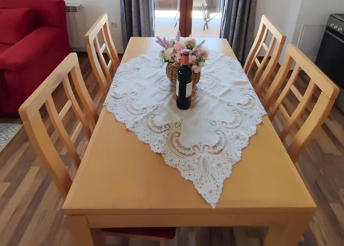 Pirin Heights 200m From Road Apartamento *